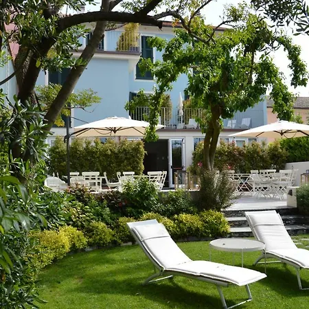 Отель Blu Лаванья